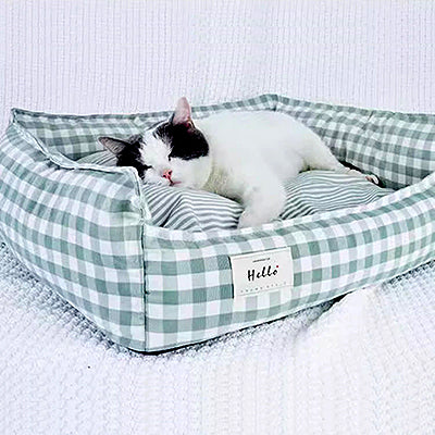 coussin-pour-chat-vichy-canape-sommeil-relaxant