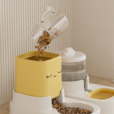 distributeur-de-croquettes-pour-chat-remplissage
