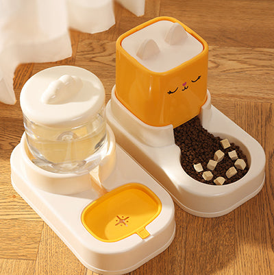 distributeur-de-croquettes-pour-chat-vu-dessus