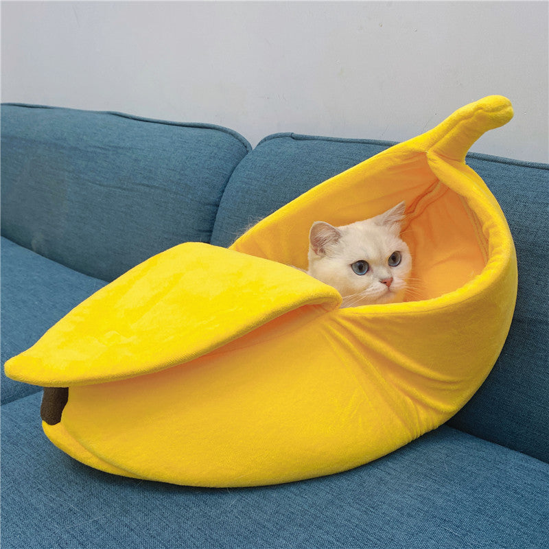lit-pour-chat-banane-fauteuil