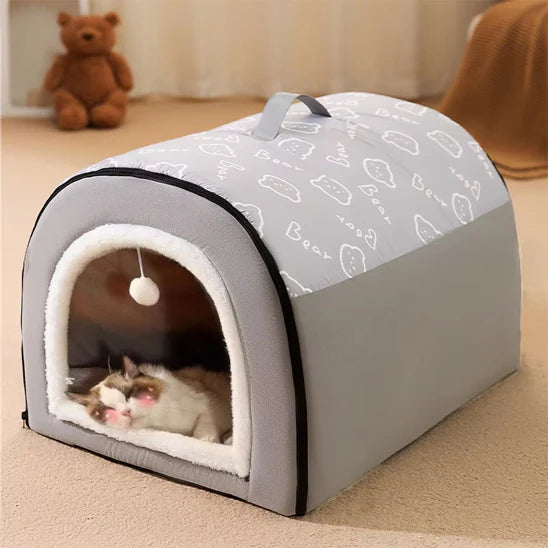 panier-chat-transportable-allonger-la-tete-dehors