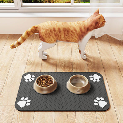tapis-gamelle-chat-hyper-absorbant-chat-debout