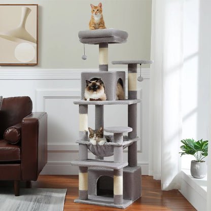 arbre-a-chat-confort-multiple-trois-chats-confortablement-installes