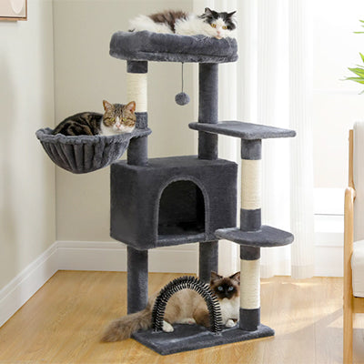 arbre-a-chat-confort-premium-trois-chats-qui-se-reposent