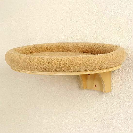 arbre-a-chat-mural-design-pur-coussin-vide