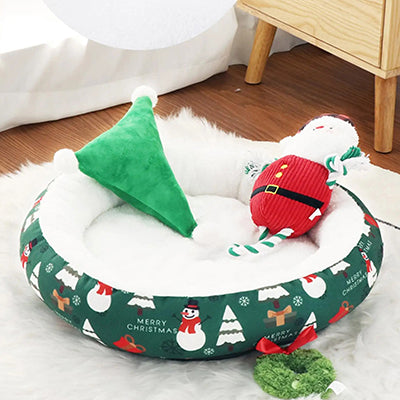 chat-panier-douillet-hivernal-avec-jouets