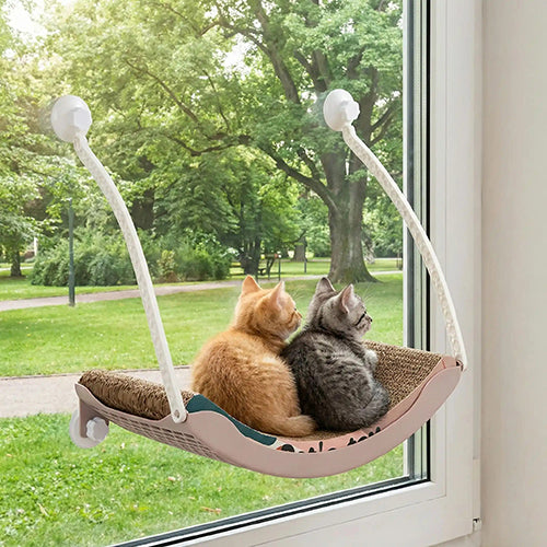 hamac-chat-fenetre-avec-griffoir-et-deux-chatons