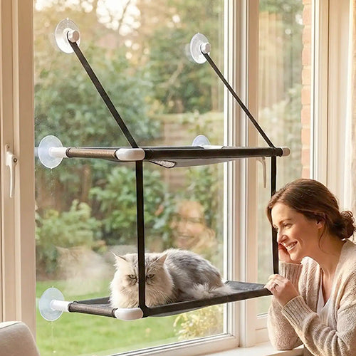 hamac-pour-chat-de-fenetre-avec-visage-de-femme