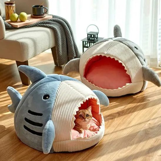 maison-pour-chat-requin-double