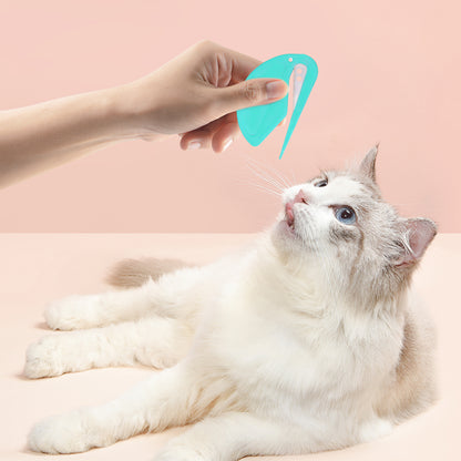 peigne-pour-chat-anti-noeud-regard