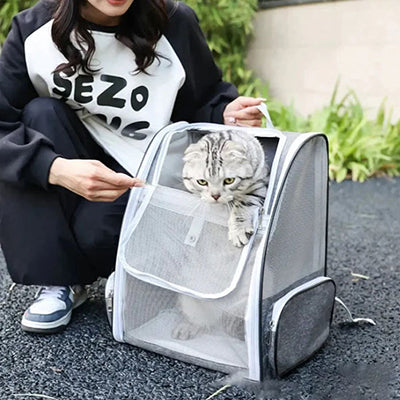 sac-a-dos-chat-ultra-ventile-fille-assise